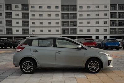 TOYOTA YARIS HATCHBACK 2015 1.5L | FULL OPTION | JAPAN IMPORT | CLEAN CAR | EXPORT READY-23