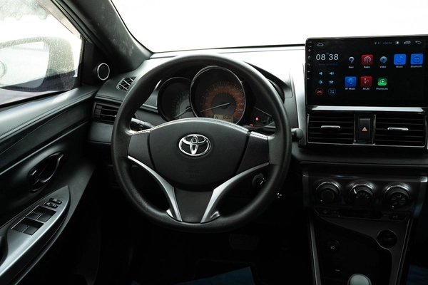 TOYOTA YARIS HATCHBACK 2015 1.5L | FULL OPTION | JAPAN IMPORT | CLEAN CAR | EXPORT READY