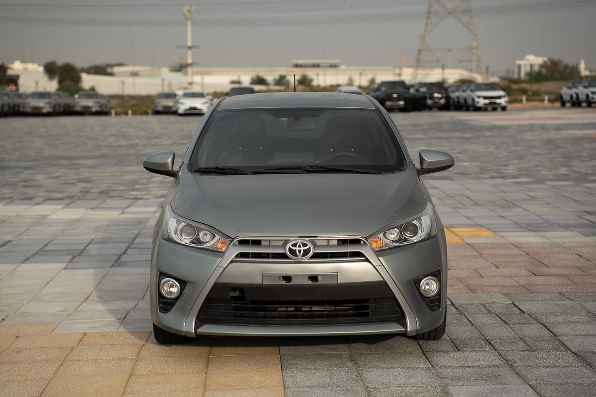 TOYOTA YARIS HATCHBACK 2015 1.5L | FULL OPTION | JAPAN IMPORT | CLEAN CAR | EXPORT READY-7-7