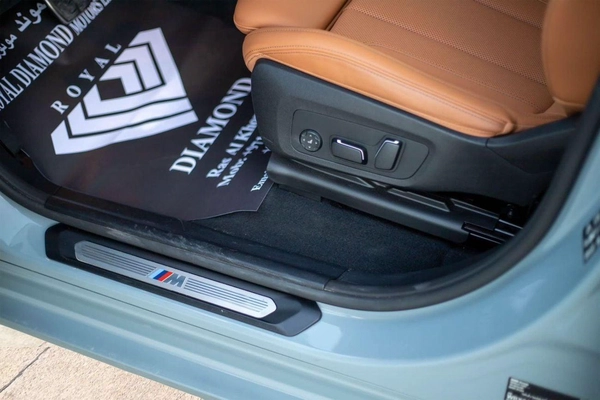 BMW X4 xDrive 30i M Sport 2.0L | Under Warranty and Service Contract
