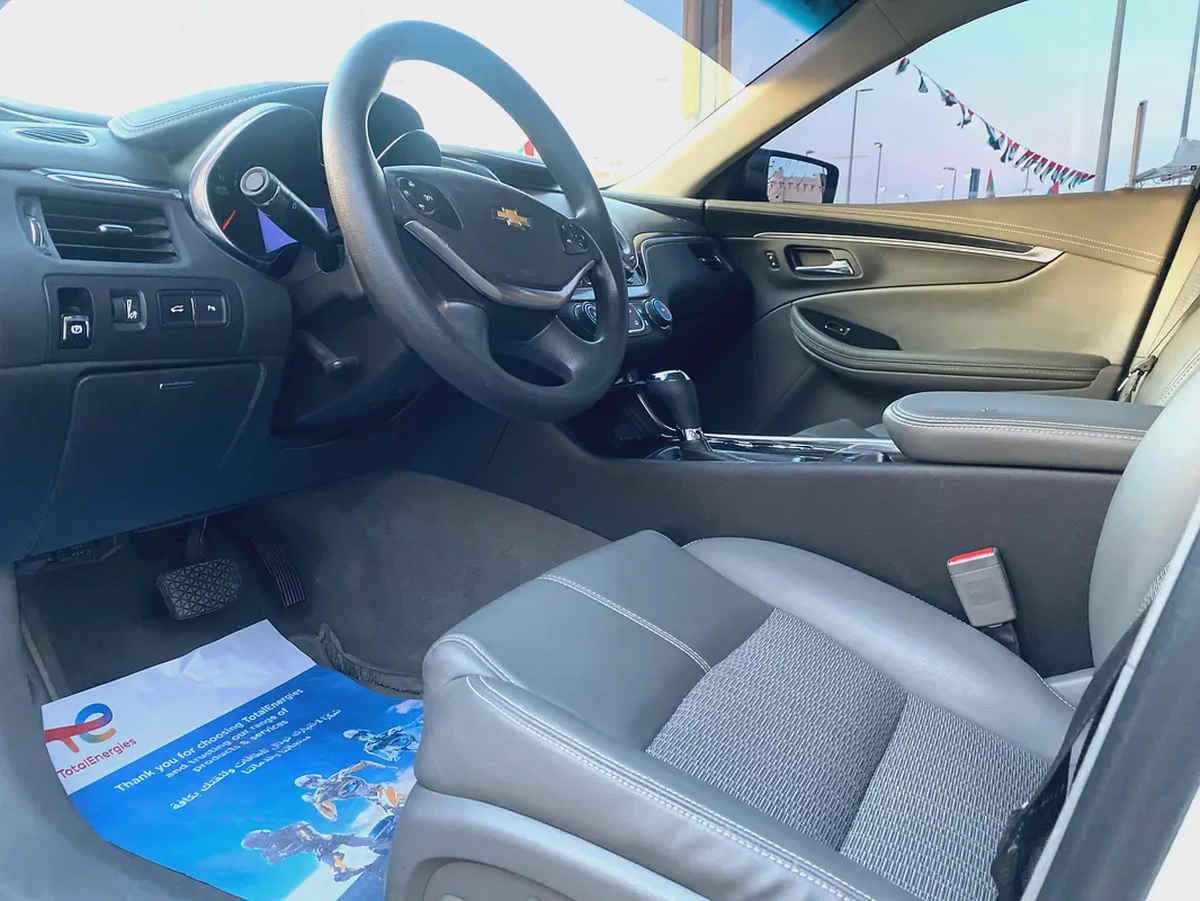 2019 Chevrolet Impala LT, white-17-17