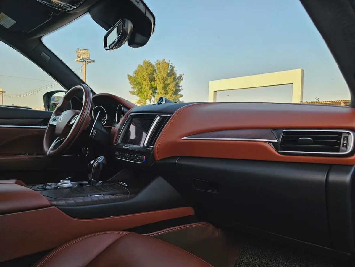Maserati Levante SQ4 2017 - Korean Specs - Twin Turbo V6-6-6