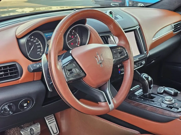 Maserati Levante SQ4 2017 - Korean Specs - Twin Turbo V6