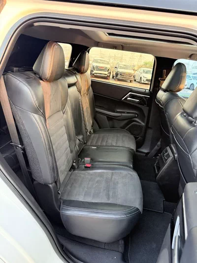Mitsubishi Outlander PREMIUM LAUNCH EDITION Prime edition H- line 2024 full option-14