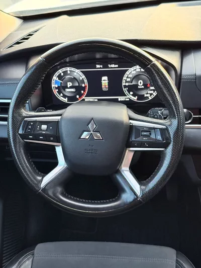 Mitsubishi Outlander PREMIUM LAUNCH EDITION Prime edition H- line 2024 full option-6