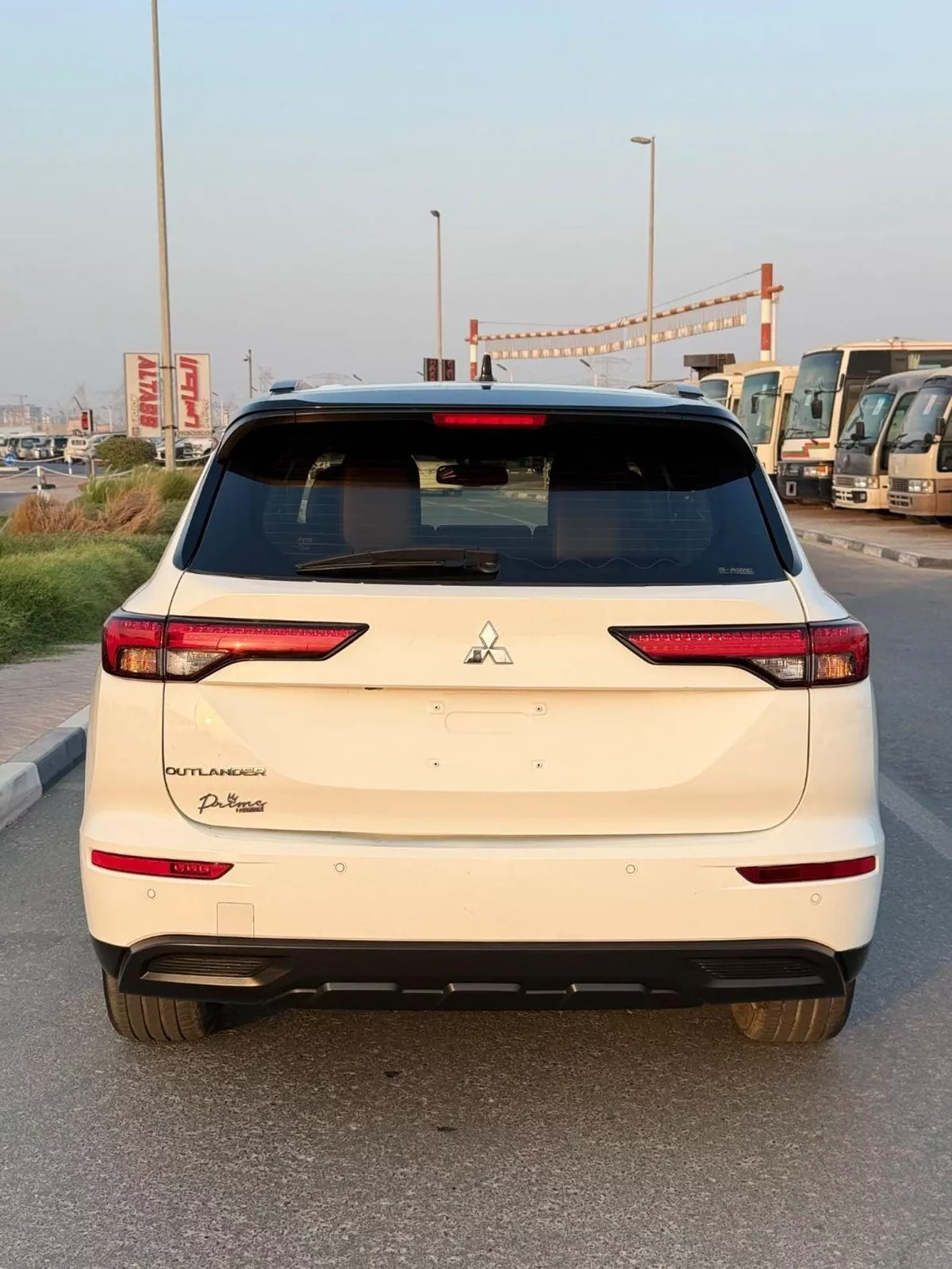 Mitsubishi Outlander PREMIUM LAUNCH EDITION Prime edition H- line 2024 full option-3-0