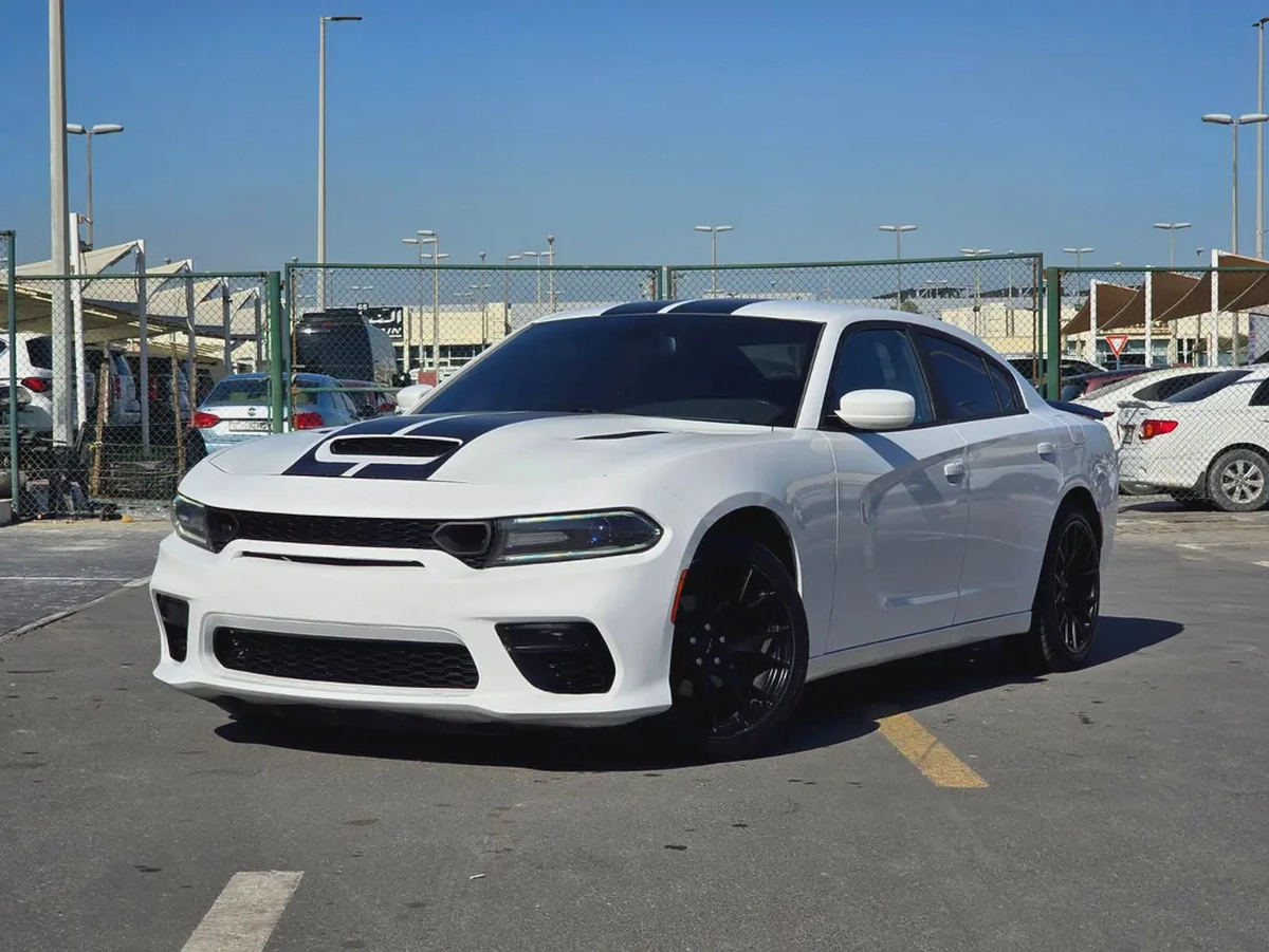 دودج تشارجر 2015 مواصفات خليجية SXT بحالة جيدة