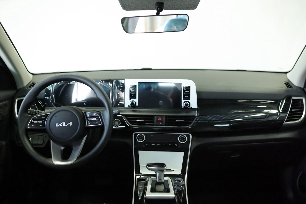 KIA SELTOS 1.5L 2026 - GCC SPECS-17-17