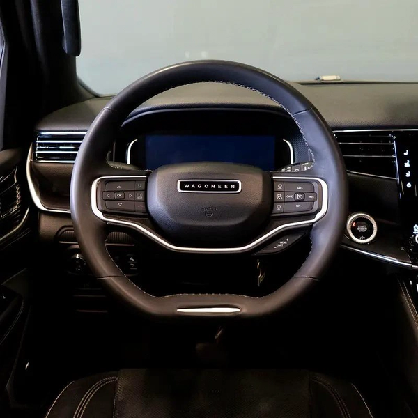 AED 2,778 pm• 0% Downpayment • Jeep Wagoneer • 1 Year Warranty