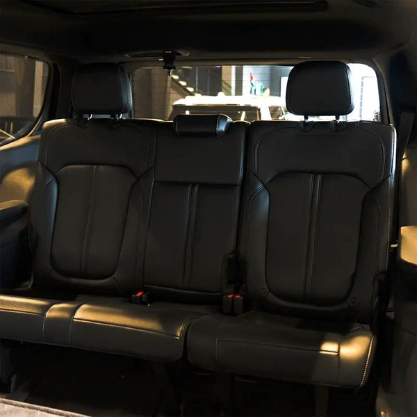 AED 2,778 pm• 0% Downpayment • Jeep Wagoneer • 1 Year Warranty