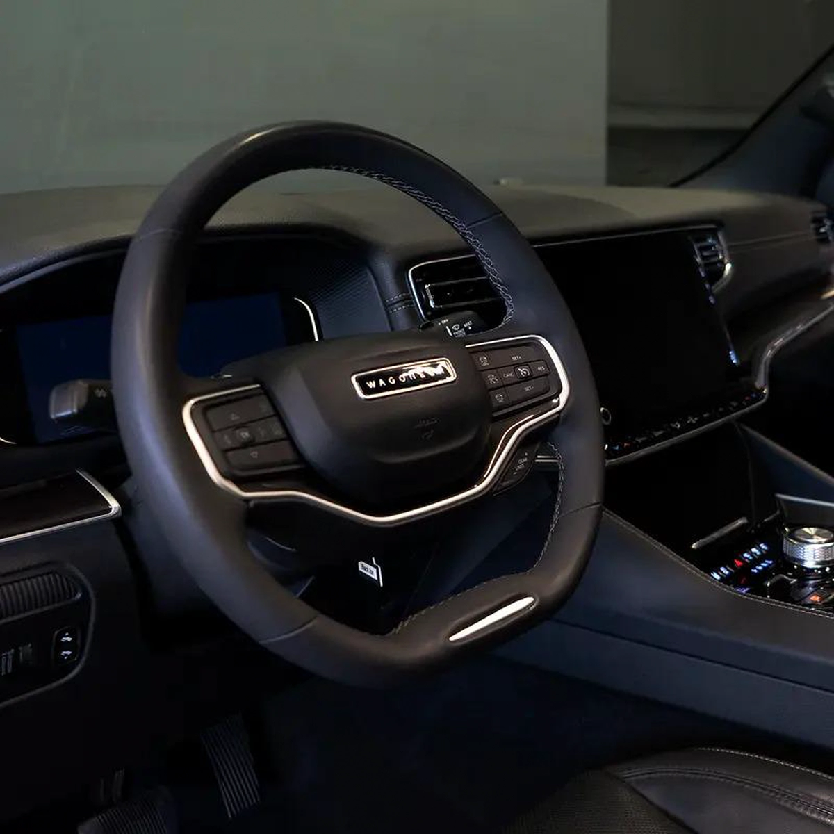 AED 2,778 pm• 0% Downpayment • Jeep Wagoneer • 1 Year Warranty-3-3