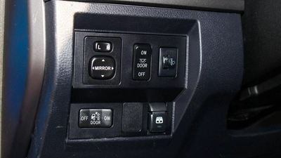 Toyota Tundra SR5-10