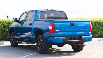 Toyota Tundra SR5-11