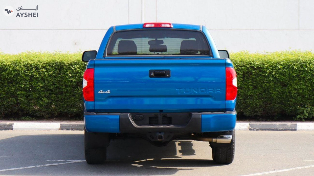 Toyota Tundra SR5-12-12