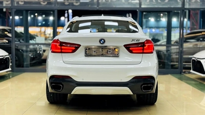BMW X6 50i M Sport 2018 | GCC Specs | Pristine Condition-10