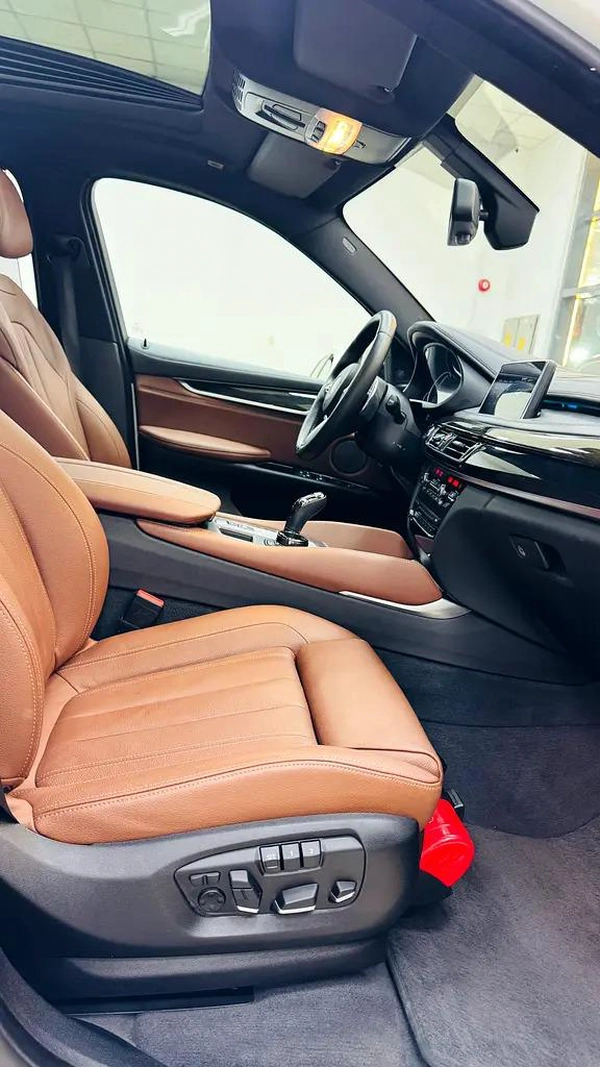 BMW X6 50i M Sport 2018 | GCC Specs | Pristine Condition