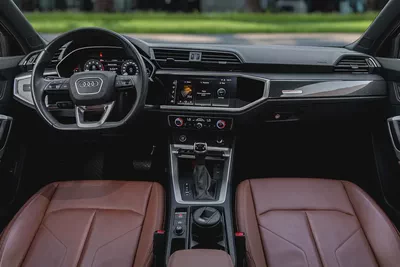 2,938 P.M |  Q3 S-Line - Sportback | 0% Downpayment | AUDI WARRANTY!-7