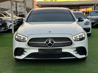 Mercedes-Benz E-Class E 300 2019 - American Specs - Pristine Condition-19