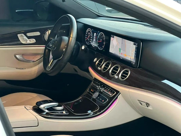 Mercedes-Benz E-Class E 300 2019 - American Specs - Pristine Condition