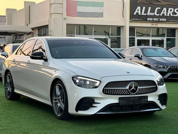 Mercedes-Benz E-Class E 300 2019 - American Specs - Pristine Condition