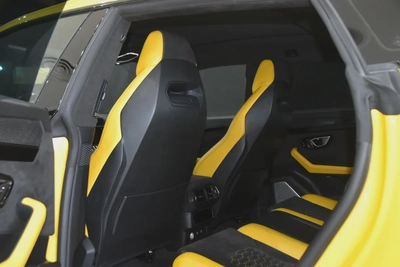2022 ll Lamborghini Urus Pearl Capsule ll Gcc Warranty AGMC ll Full Service History-8