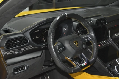 2022 ll Lamborghini Urus Pearl Capsule ll Gcc Warranty AGMC ll Full Service History-10