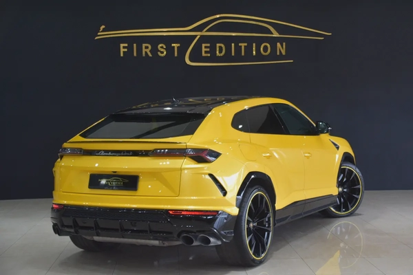 2022 ll Lamborghini Urus Pearl Capsule ll Gcc Warranty AGMC ll Full Service History