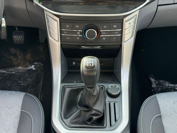 MG T60 T60 2.4L Petrol Manual DC 4WD 2025 Export Price @ 49,500 AED