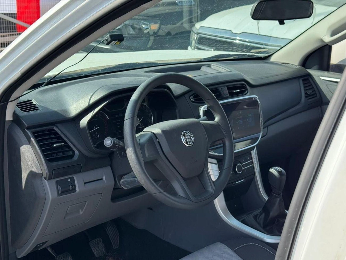 MG T60 T60 2.4L Petrol Manual DC 4WD 2025 Export Price @ 49,500 AED-15-0