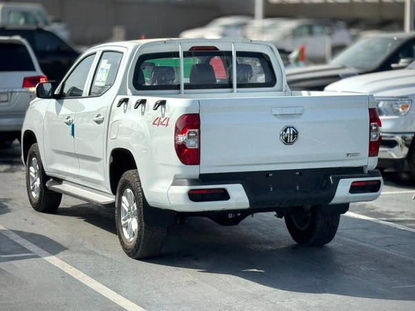 MG T60 T60 2.4L Petrol Manual DC 4WD 2025 Export Price @ 49,500 AED