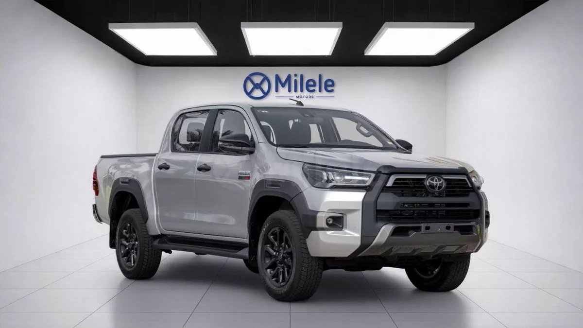 Toyota Hilux TOYOTA HILUX DC MHEV | 2-YEAR WARRANTY + SERVICE AVAILABLE | IN-HOUSE FINANCING | 0% DOWNPAYMENT (BA