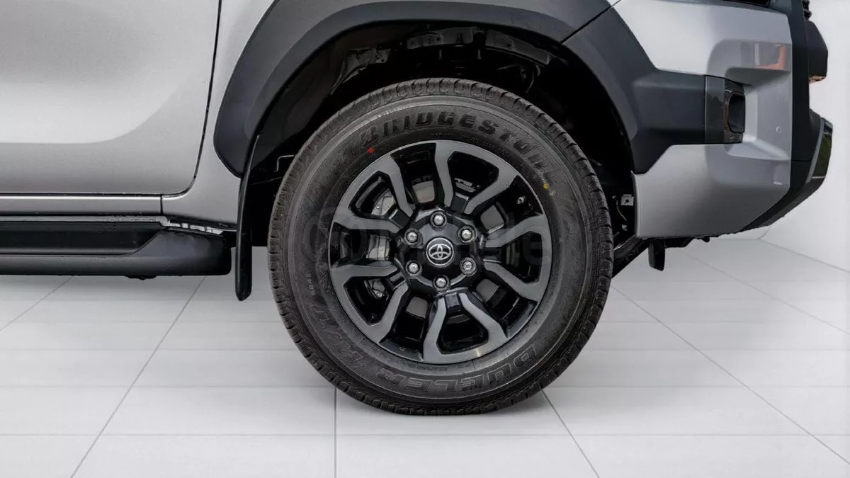 Toyota Hilux TOYOTA HILUX DC MHEV | 2-YEAR WARRANTY + SERVICE AVAILABLE | IN-HOUSE FINANCING | 0% DOWNPAYMENT (BA-4-0