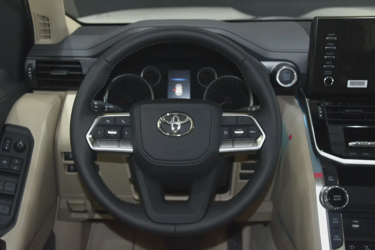 Toyota Land Cruiser EXR 2023 GCC Specs ll 0 km ll Upgrade to full Option-12-12
