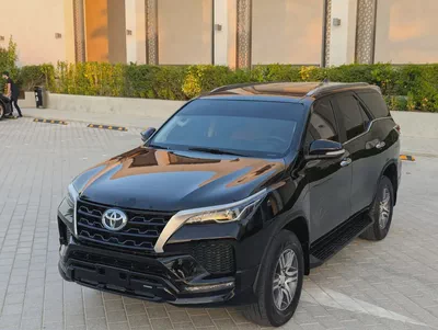 Toyota Fortuner 2017 Facelifted 2026 | 2.7L V4 4x4 GCC Specs | Excellent Condition SUV-7