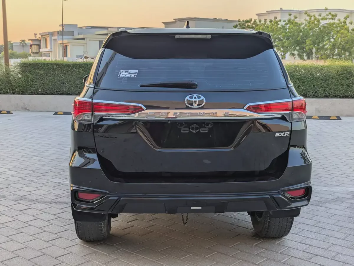 Toyota Fortuner 2017 Facelifted 2026 | 2.7L V4 4x4 GCC Specs | Excellent Condition SUV-5-5