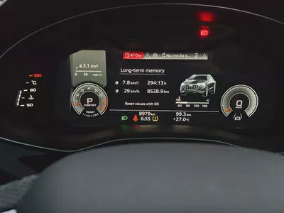 2023 Audi Q8 55 TFSI quattro - Korean Specs - Like New!-14