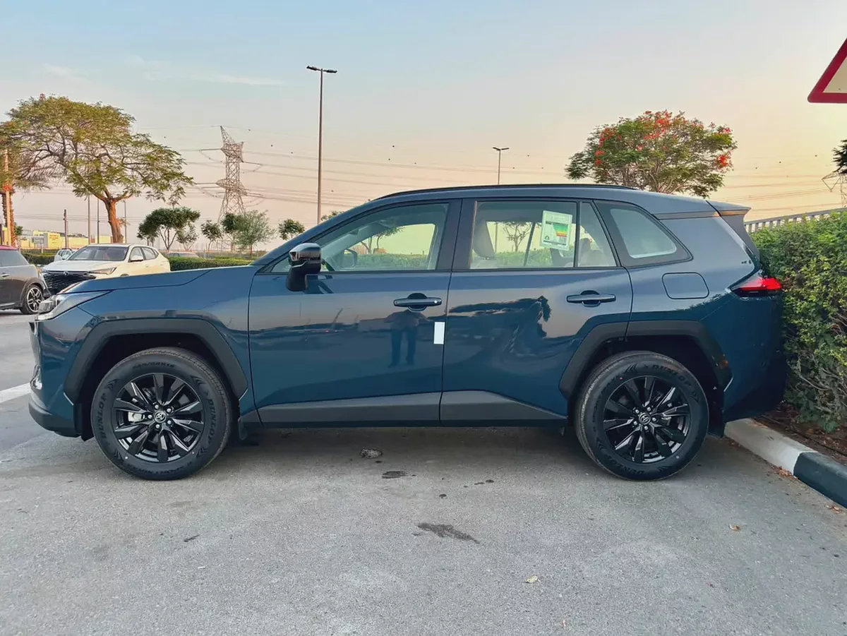 TOYOTA RAV4 XLE HYBRID 2.5 MODEL 2026 GCC SPECS-2-2