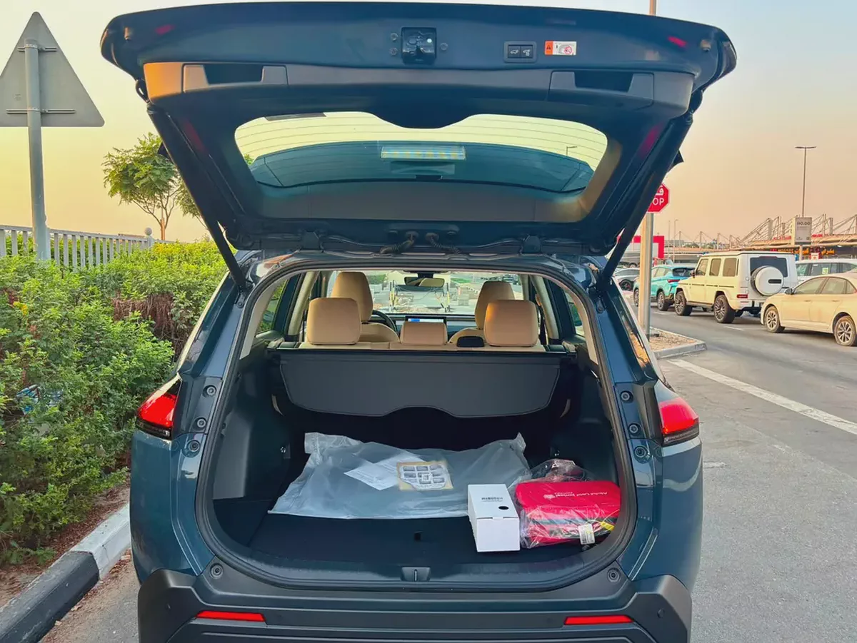 TOYOTA RAV4 XLE HYBRID 2.5 MODEL 2026 GCC SPECS-4-4