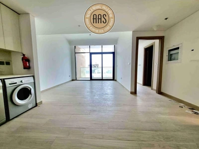 Corner Unit • Spacious Layout • Next to Park • Chiller Free • For 145k-6