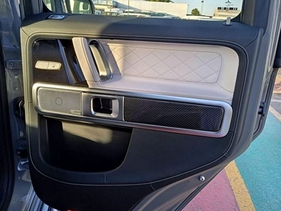 Mercedes Benz G63 AMG MANUFAKTUR EXCLUSIVE PLUS MERCEDES G 63- GREY INSIDE WHITE-12
