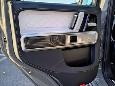 Mercedes Benz G63 AMG MANUFAKTUR EXCLUSIVE PLUS MERCEDES G 63- GREY INSIDE WHITE-15