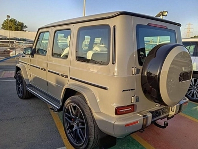 Mercedes Benz G63 AMG MANUFAKTUR EXCLUSIVE PLUS MERCEDES G 63- GREY INSIDE WHITE-3
