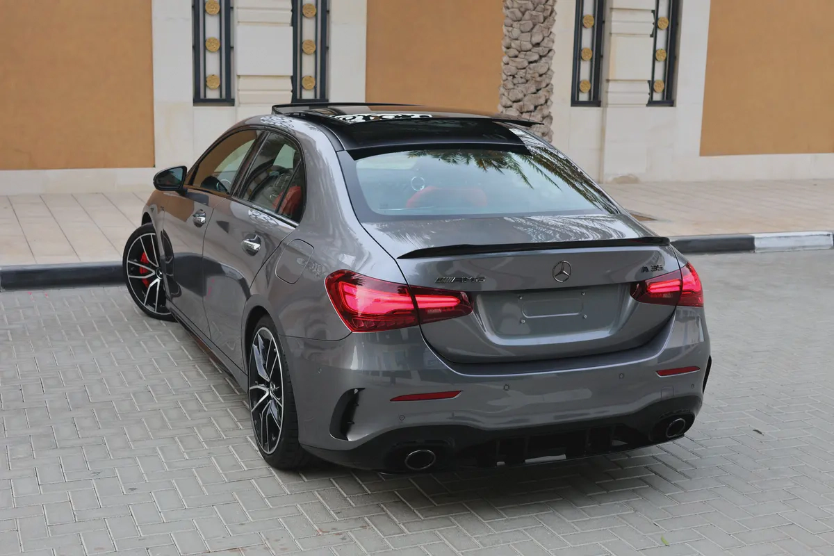 MERCEDES-BENZ A35-( AMG ENGINE)-8700km-2024-UNDER WARRANTY  SERVICE CONTRACT-3-3