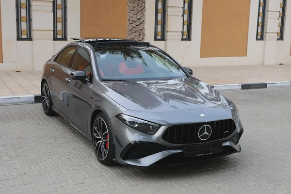 MERCEDES-BENZ A35-( AMG ENGINE)-8700km-2024-UNDER WARRANTY  SERVICE CONTRACT
