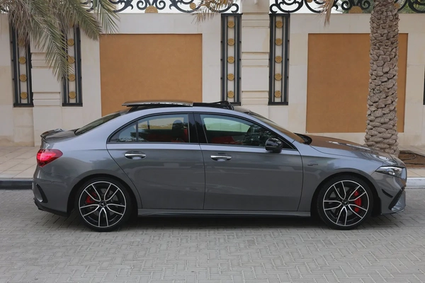 MERCEDES-BENZ A35-( AMG ENGINE)-8700km-2024-UNDER WARRANTY  SERVICE CONTRACT