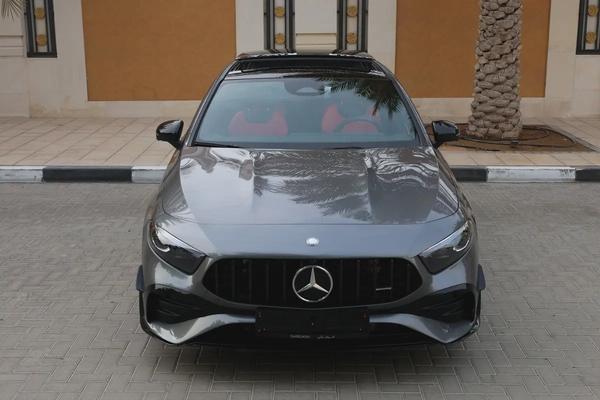MERCEDES-BENZ A35-( AMG ENGINE)-8700km-2024-UNDER WARRANTY  SERVICE CONTRACT