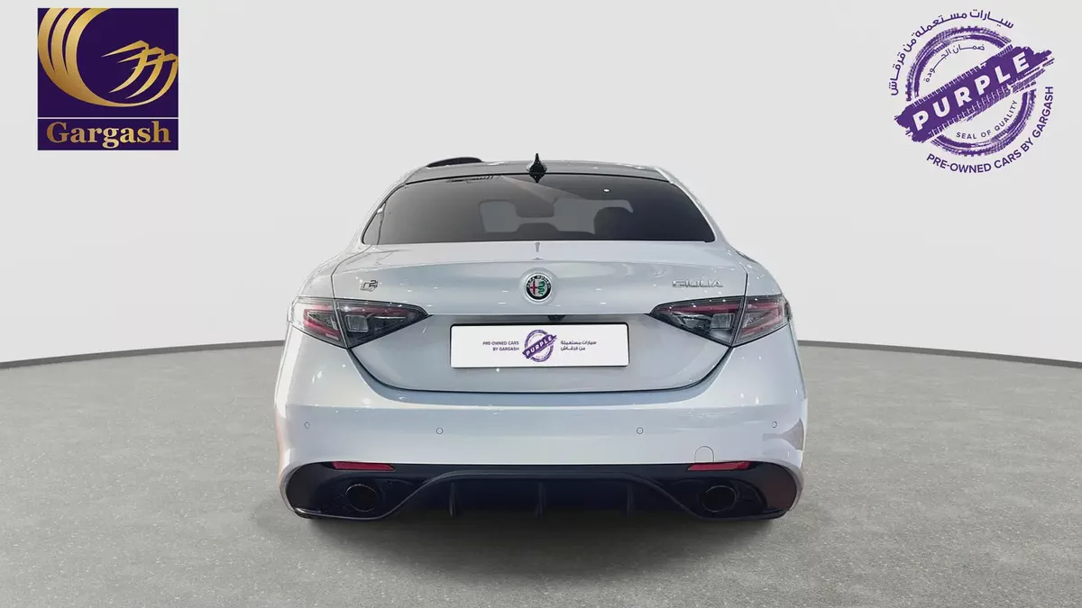 Special Offer ⚡ | 18-30 Sep | Free insurance | Finance from 0.99% | Gargash Warranty and Service-4-4