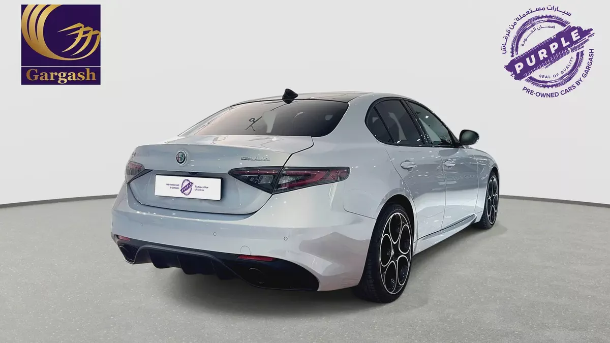 Special Offer ⚡ | 18-30 Sep | Free insurance | Finance from 0.99% | Gargash Warranty and Service-5-5