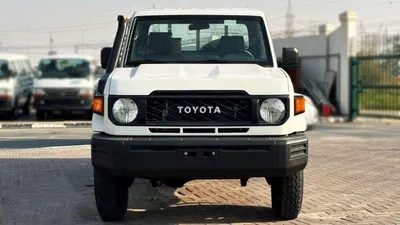 Toyota Land Cruiser Pick Up Toyota Land Cruiser Pickup 4.2L Diesel SC V4 2025-6