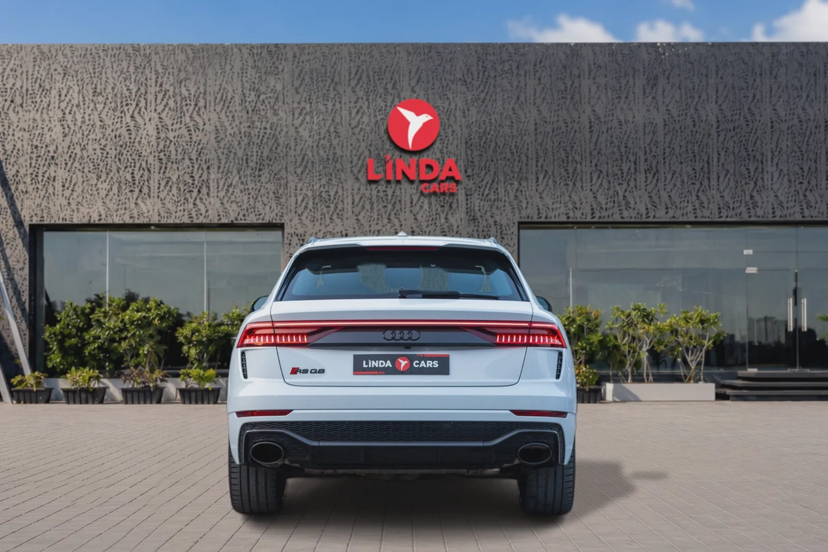 Audi RS Q8 2022-7-7